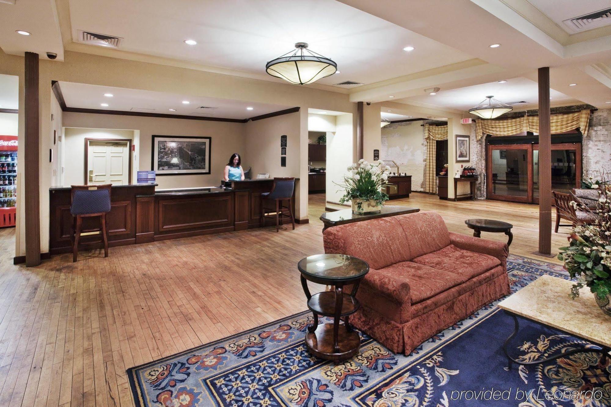 Staybridge Suites Savannah Historic District By Ihg Экстерьер фото