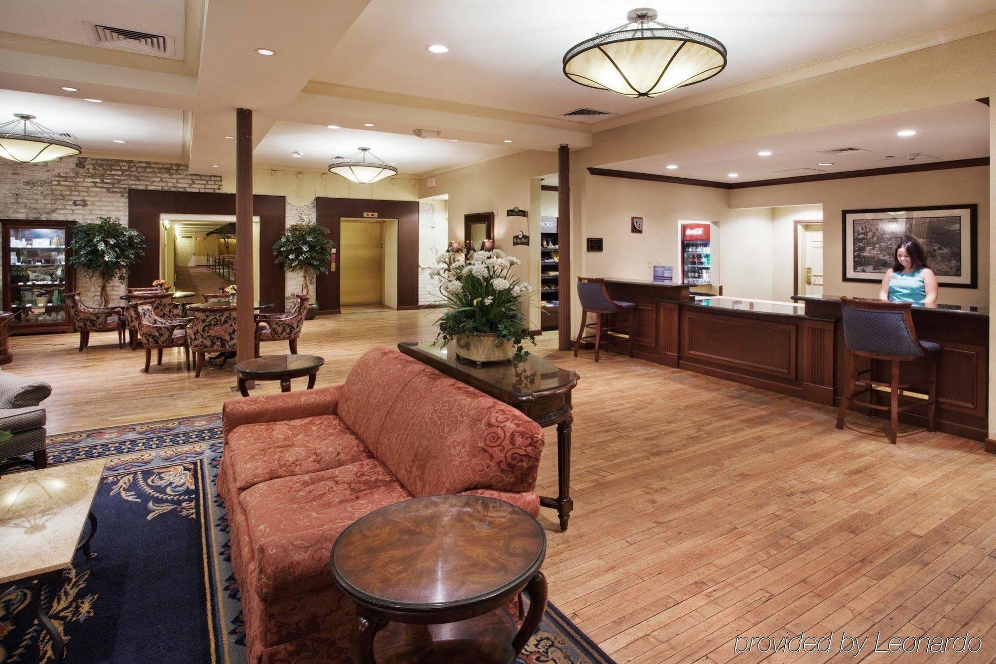 Staybridge Suites Savannah Historic District By Ihg Экстерьер фото