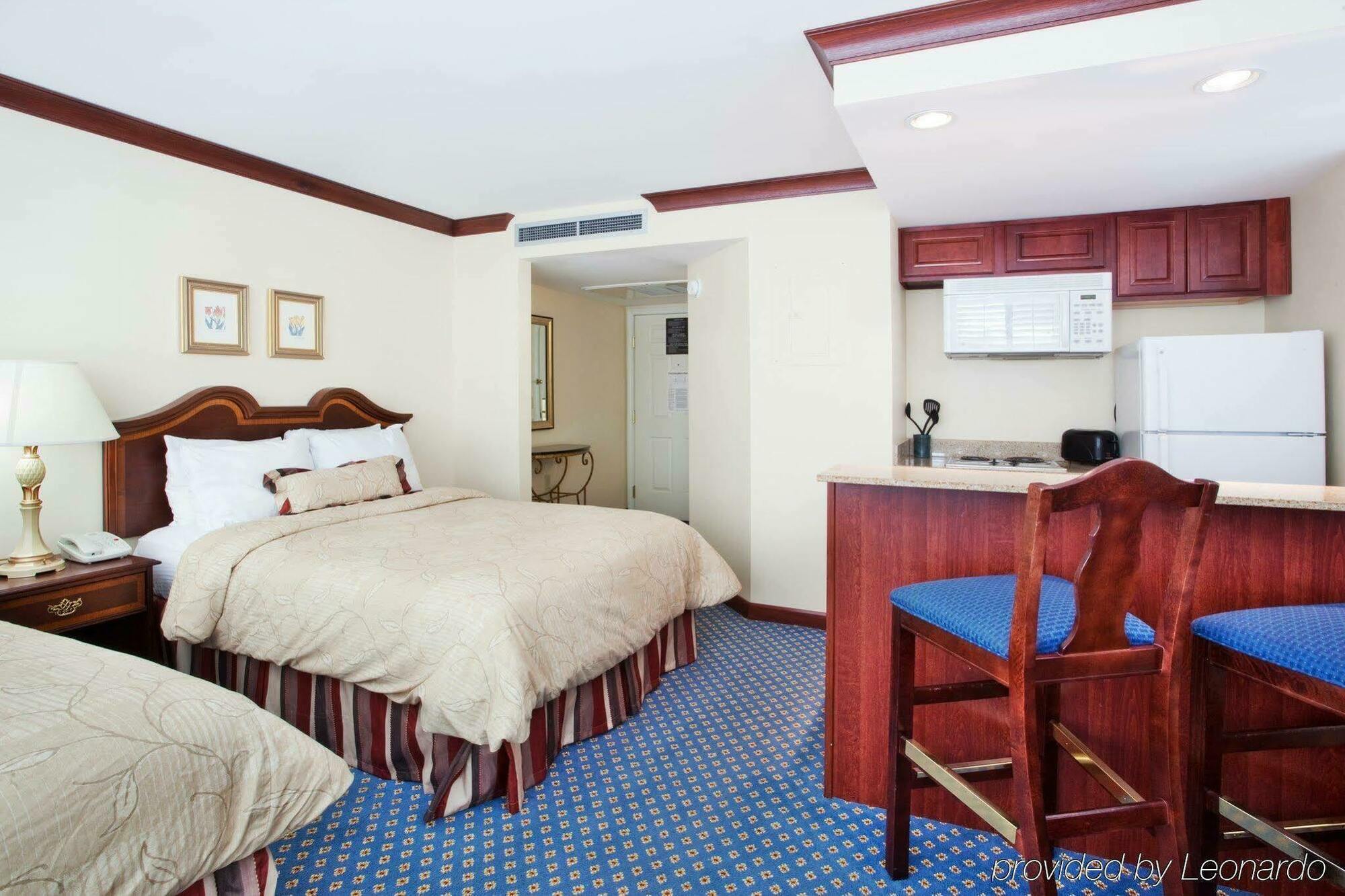 Staybridge Suites Savannah Historic District By Ihg Экстерьер фото